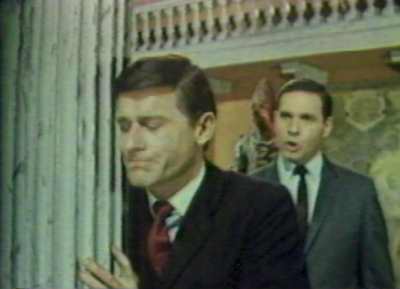 A Tribute to Roddy McDowall - It! (IT_cry01.jpg)