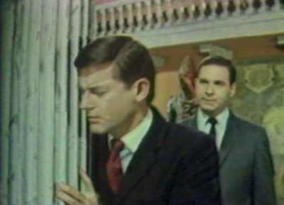 A Tribute to Roddy McDowall - It! (IT_cry04.jpg)