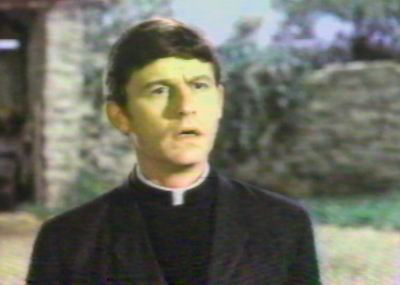 A Tribute to Roddy McDowall - Bedknobs and Broomsticks (broom004.jpg)