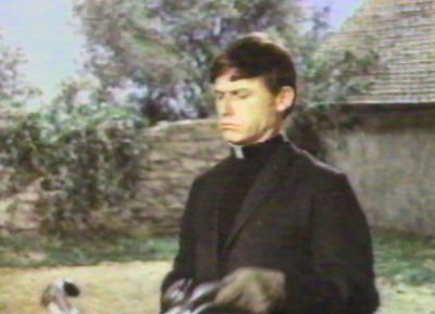 A Tribute to Roddy McDowall - Bedknobs and Broomsticks (broom021.jpg)