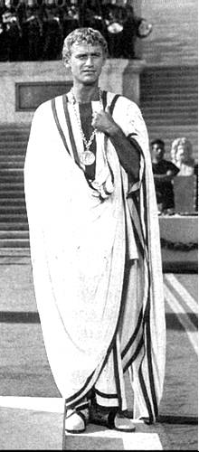 A Tribute to Roddy McDowall - Cleopatra (octavian07a.jpg)