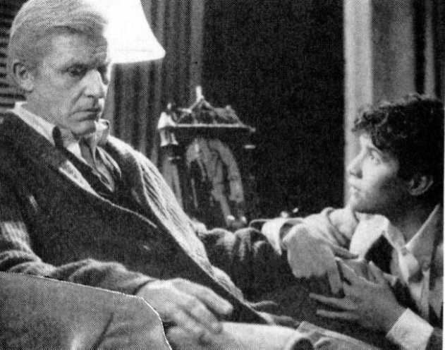 A Tribute to Roddy McDowall - Fright Night (fn116.jpg)