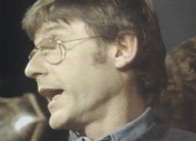 A Tribute to Roddy McDowall - Legend of Hell House (house029.jpg)