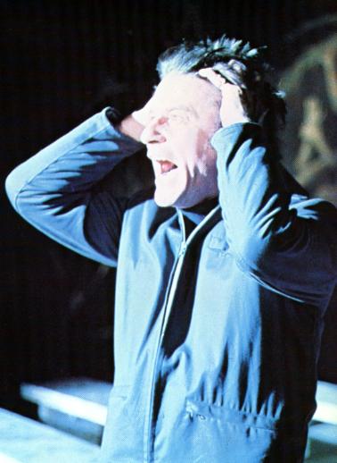 A Tribute to Roddy McDowall - Legend of Hell House (loh05.jpg)