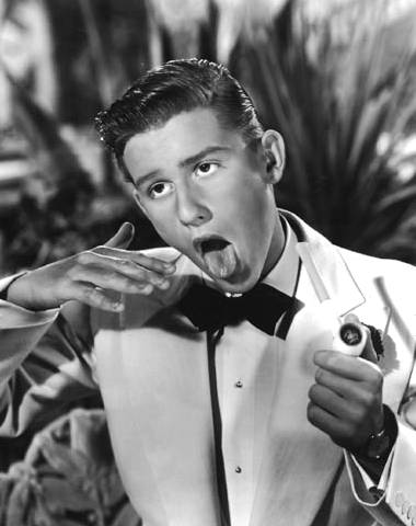 A Tribute to Roddy McDowall - Holiday in Mexico (holiday13.jpg)