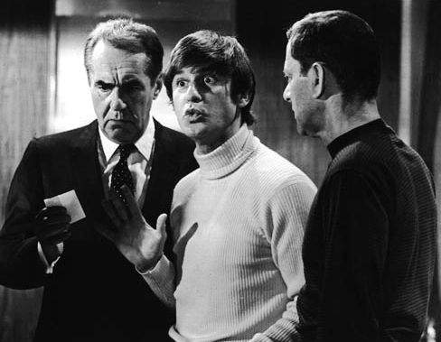 A Tribute to Roddy McDowall - Hello Down There (hello01a.jpg)