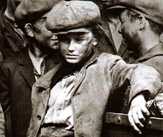 A Tribute to Roddy McDowall - How Green Was My Valley (huw27.jpg)