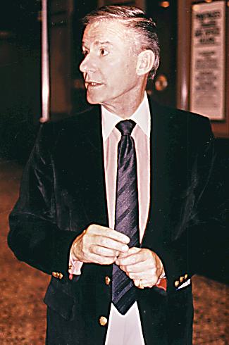 A Tribute to Roddy McDowall - at Double Exposure II party (hunter08.jpg)
