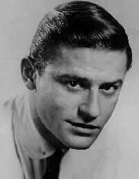 Roddy McDowall as Artie Straus