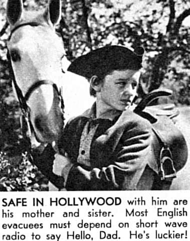 A Tribute to Roddy McDowall - Movie Life February 1942 (page1e.jpg)