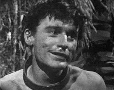 A Tribute to Roddy McDowall - A&E Boris Karloff (bw01.jpg)