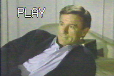 A Tribute to Roddy McDowall - Hotel (relax10.jpg)