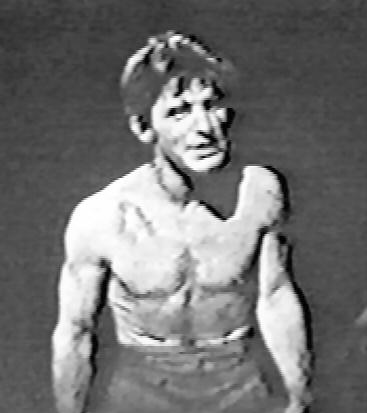 A Tribute to Roddy McDowall - Heart of Darkness (heart03.jpg)