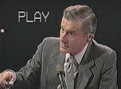 A Tribute to Roddy McDowall - Close Encounters of the Fourth Kind (kind015.jpg)