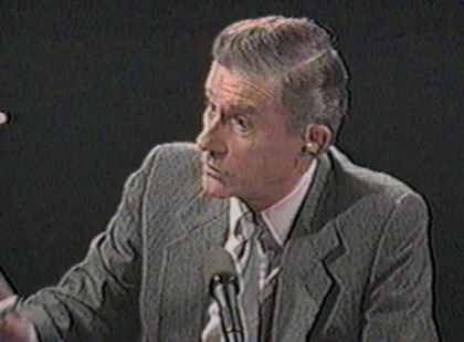 A Tribute to Roddy McDowall - Close Encounters of the Fourth Kind (kind018.jpg)