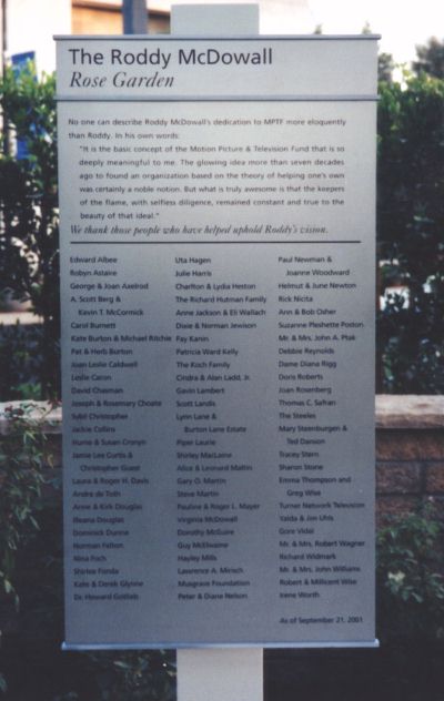 A Tribute to Roddy McDowall - MPTF 80th Anniversary (15.jpg)