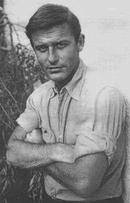 A Tribute to Roddy McDowall - arms.jpg