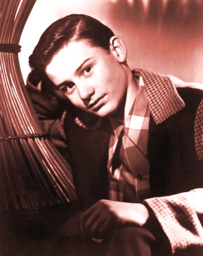 A Tribute to Roddy McDowall - rm40s09.jpg