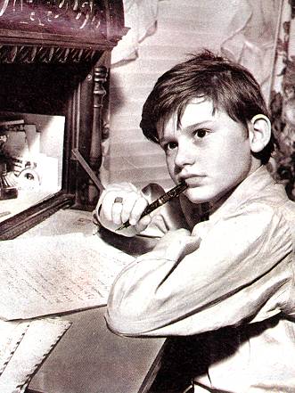 A Tribute to Roddy McDowall - rm40s13.jpg