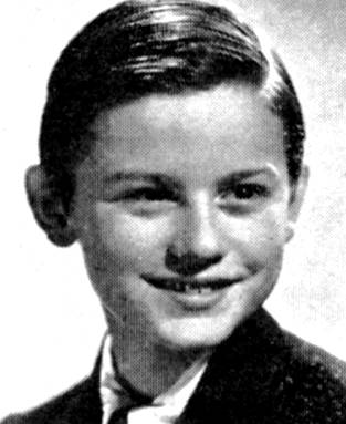 A Tribute to Roddy McDowall - rm40s22.jpg