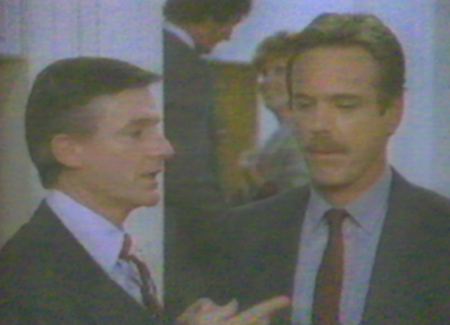 A Tribute to Roddy McDowall - Bridges to Cross (cross012.jpg)